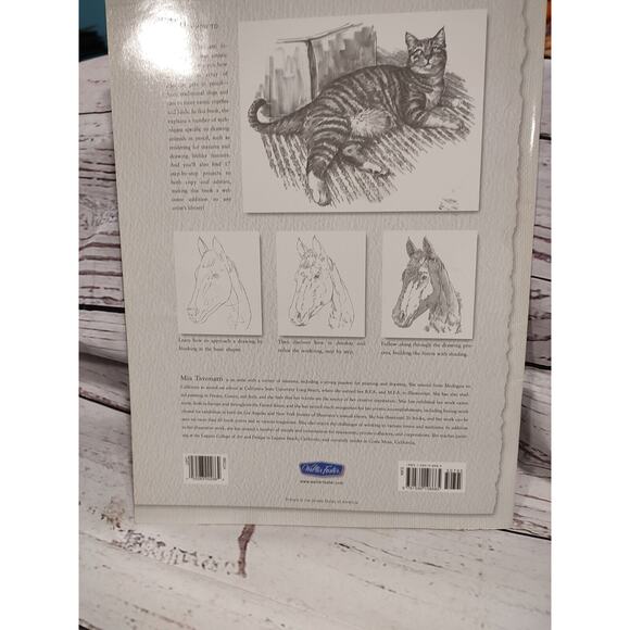 Drawing Pets Learn to Draw Step by Step by Tavonatti, Mia How To Book - Picture 2 of 5